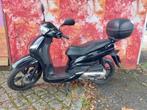 Peugeot Tweet brommer met heel weinig kilometers, Fietsen en Brommers, Scooters | Peugeot, Ophalen, Overige modellen, 49 cc, Zo goed als nieuw