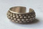 Vintage ring van gevlochten zilver. 925., Ophalen of Verzenden, Zo goed als nieuw, Zilver