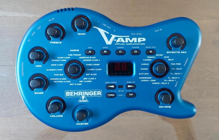 Behringer V-Amp multi effectenapparaat, Muziek en Instrumenten, Effecten, Zo goed als nieuw, Ophalen