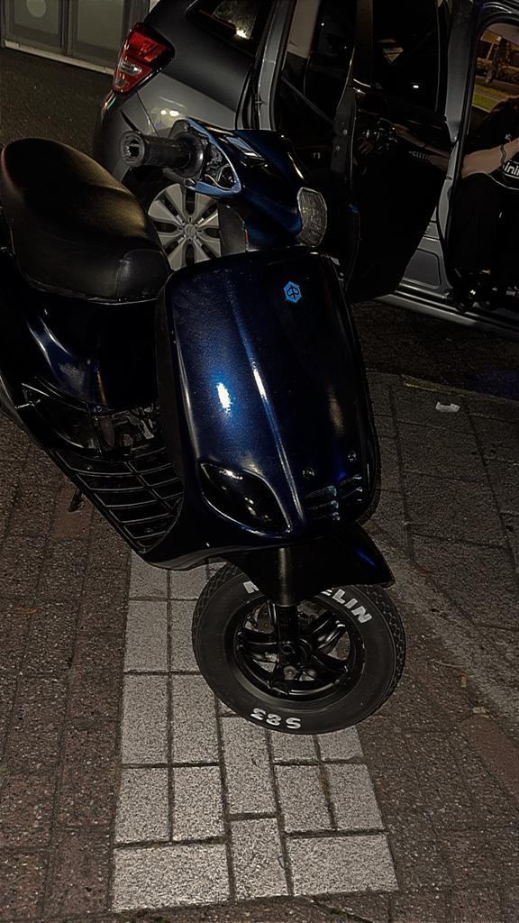 Piaggio Zip 70cc - MET WOK!, Fietsen en Brommers, Brommeronderdelen | Scooters, Gebruikt, Piaggio, Overige typen, Ophalen