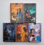 Angela Elwell Hunt - Dragers van de Ring serie (1 koop), Boeken, Ophalen of Verzenden, Gelezen