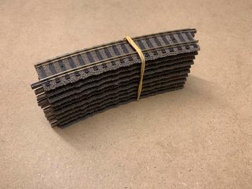Fleischmann 6127 Profirail gebogen 1/2 lengte R2 beschikbaar voor biedingen