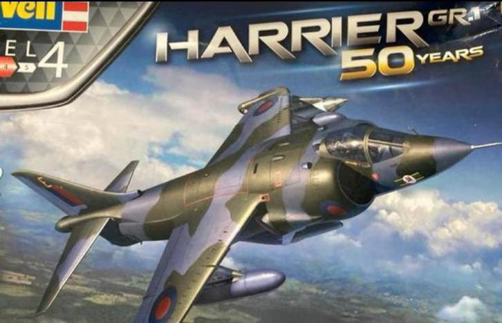 Revell Harrier GR.1 5690 schaal 1:32 Jubileumuitgave, Hobby en Vrije tijd, Modelbouw | Vliegtuigen en Helikopters, Zo goed als nieuw