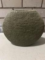Groene vaas met structuur, Ophalen, Kunststof, Zo goed als nieuw, Minder dan 50 cm