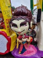 Diverse poppen t.b.v. carnavalswagen thema Azië, Ophalen, Gebruikt, Carnaval