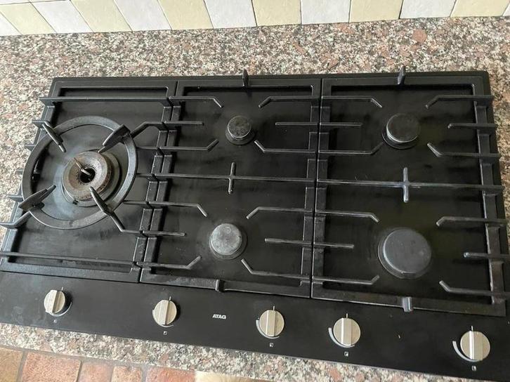 Atag 5-pits gaskookplaat met wokbrander, Witgoed en Apparatuur, Kookplaten, Gebruikt, Inbouw, Gas, 5 kookzones of meer, Ophalen