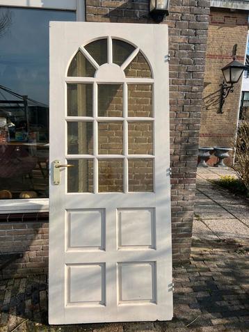 Massief houten deur met glas rechtsdraaiend 205 x 83,5 beschikbaar voor biedingen