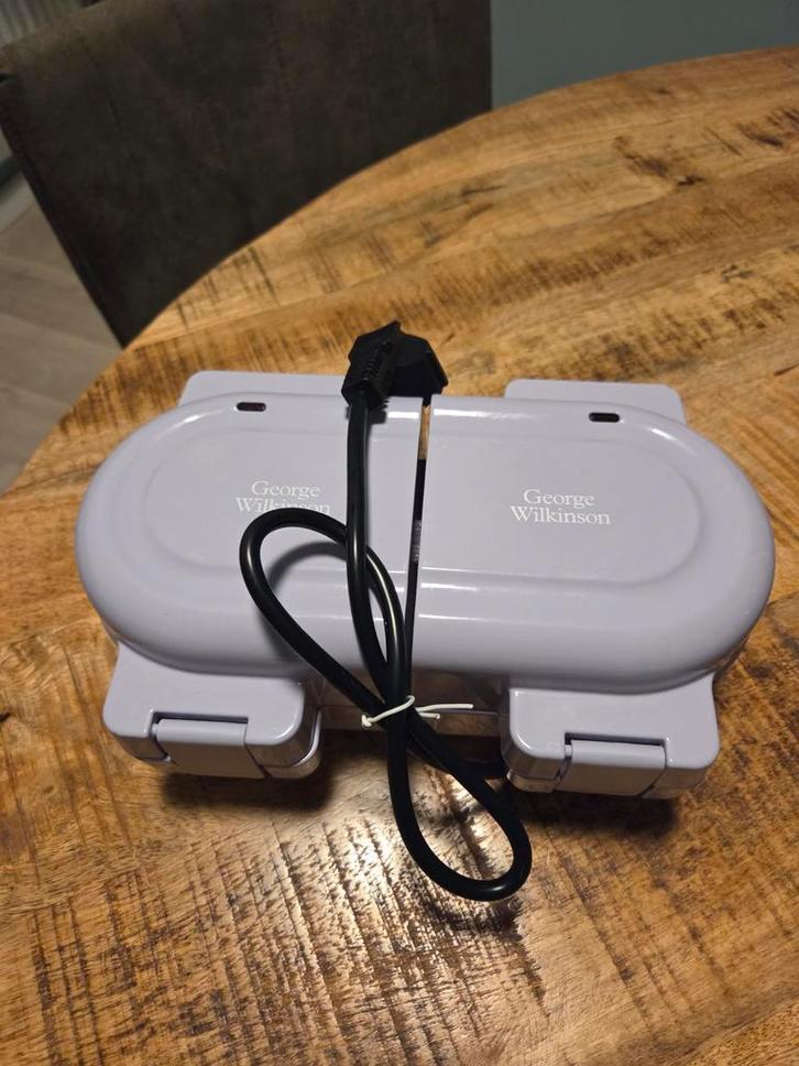 George Wilkinson wafelmaker/pancakemaker - Lila, Witgoed en Apparatuur, Wafelijzers, Zo goed als nieuw, Uitneembare platen, Ophalen of Verzenden