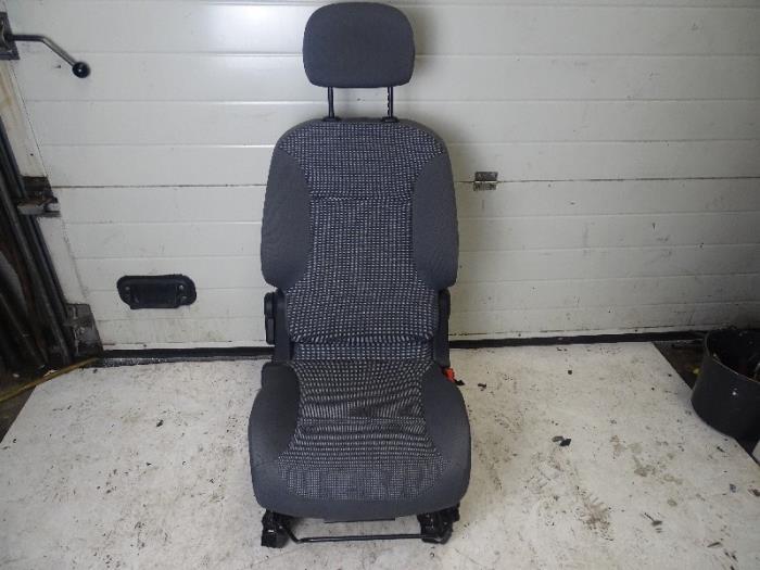 Stoel rechts van een Peugeot Partner, Auto-onderdelen, Interieur en Bekleding, Peugeot, Gebruikt, 3 maanden garantie, Ophalen of Verzenden