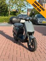 Super Soco CUX 2025 | Elektrisch | 45 km/h | Grijs | 50 km, Maximaal 45 km/u, Elektrisch, Nieuw, Ophalen of Verzenden