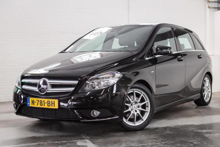 Mercedes B-klasse 180 Ambition - Automaat - Leder - Trekhaak, Auto's, Mercedes-Benz, Bedrijf, Te koop, B-Klasse, ABS, Airbags