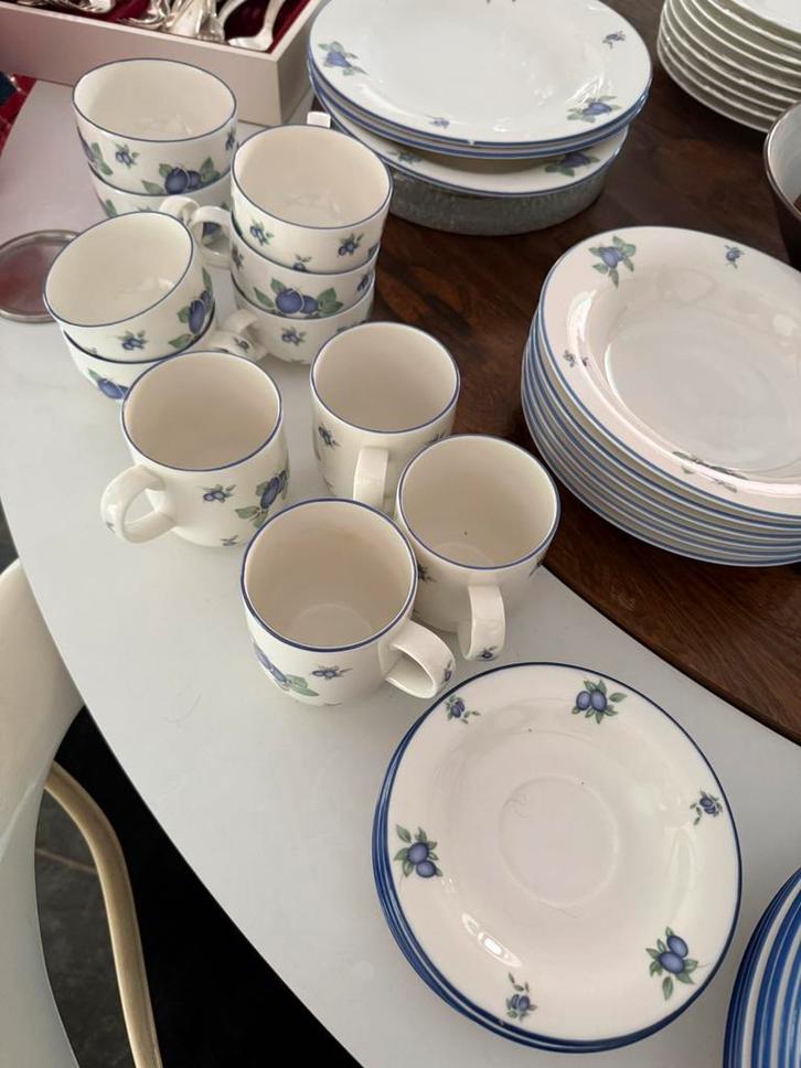 Royale Doulton everyday Blueberry 1994, Huis en Inrichting, Keuken | Servies, Zo goed als nieuw, Compleet servies, Overige stijlen