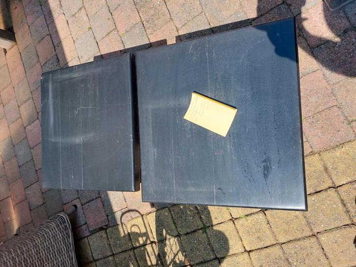 2 merbau tuintafeltjes, te gebruiken als bv. Bijzettafeltjes, Huis en Inrichting, Tafels | Bijzettafels, Gebruikt, Vierkant, Minder dan 45 cm