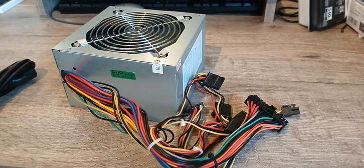 LPK12-25E 3*SATA ATX voeding 420 watt, Computers en Software, Interne voedingen, Gebruikt, Ophalen of Verzenden