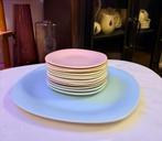 Complete, Puntgave Boch La Louvière Gebaksset (13-delig), Antiek en Kunst, Antiek | Servies compleet, Ophalen of Verzenden