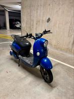 Elektrische UNU classic scooter met nieuwe accu en banden, Ophalen, Gebruikt, Maximaal 45 km/u, Elektrisch