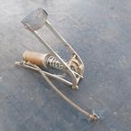 Kismet Lorry antieke voetpomp vintage, Ophalen
