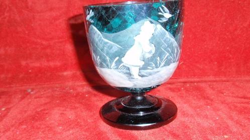 Oud groen glas Mary Gregory hand geschilderd email theelicht, Antiek en Kunst, Antiek | Glas en Kristal, Ophalen of Verzenden