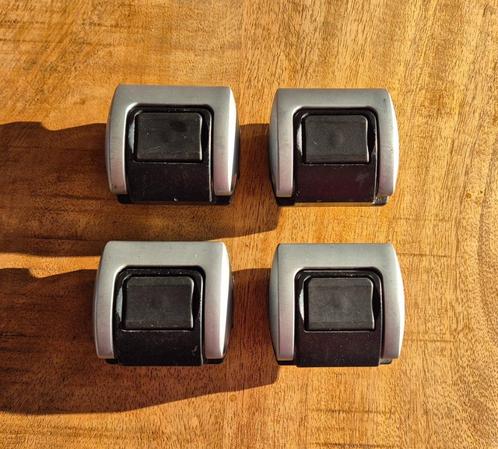 Achterbak bevestigings oogjes voor o.a. Audi/VW/Porsche, Auto-onderdelen, Interieur en Bekleding, Audi, Porsche, Volkswagen, Gebruikt