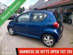 Toyota Aygo 1.0-12V + nw koppeling apk airco, Voorwielaandrijving, Stof, Gebruikt, 68 pk