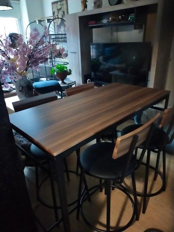 Barset met 4 krukken . Nieuw, Huis en Inrichting, Tafels | Eettafels, Nieuw, 100 tot 150 cm, 100 tot 150 cm, Vier personen, Rechthoekig