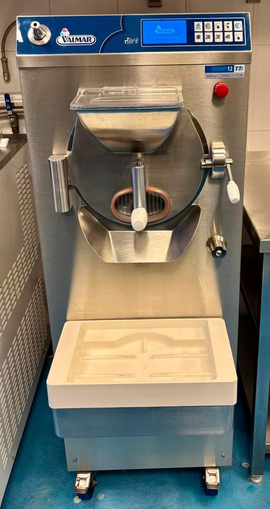 Valmar Snowy 12TTi batch vriezer / ijsmachine, Zakelijke goederen, Horeca | Keukenapparatuur, Koelen en Vriezen, Gebruikt, Ophalen