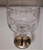 Antiek kristal geëtste wijnglas rondom druiftak €10,00, Ophalen of Verzenden