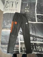 Manchester united trainingsbroek maat S, Ophalen of Verzenden, Zo goed als nieuw, Zwart
