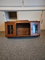 Antiek hangkastje, Ophalen