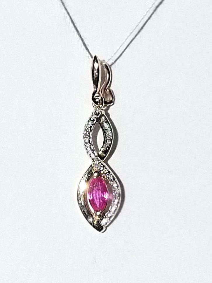 GEELGOUD HANGER 9 KARAAT MET ROBIJN EN DIAMANT, Sieraden, Tassen en Uiterlijk, Kettinghangers, Gebruikt, Goud, Overige kleuren
