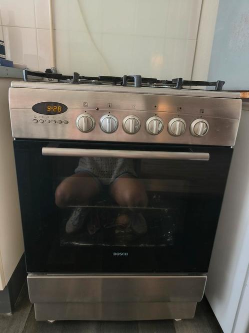 Bosch gas kooktoestel met oven, Witgoed en Apparatuur, Fornuizen, Gebruikt, Vrijstaand, Gas, 4 kookzones, 45 tot 60 cm, Ophalen