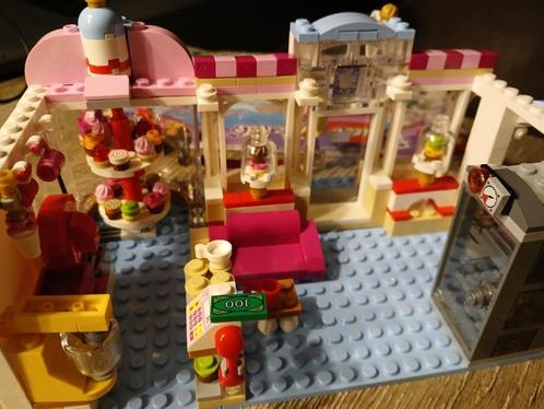 Lego Friends nr. 41119 heartlake cupcake café, Kinderen en Baby's, Speelgoed | Duplo en Lego, Zo goed als nieuw, Lego, Complete set