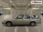 Volvo V70 2.5 Luxury-Line V70 Classic !, Auto's, Voorwielaandrijving, Stof, Gebruikt, Beige