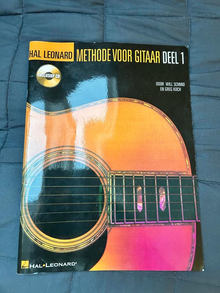 Hal Leonard Gitaar Methode Deel 1, Muziek en Instrumenten, Bladmuziek, Zo goed als nieuw, Les of Cursus, Overige genres, Gitaar