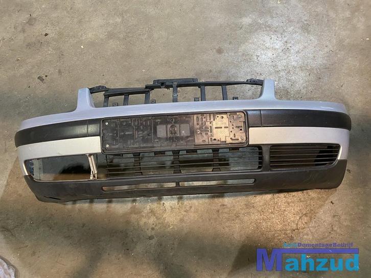 VW Passat 3B2 grijs zilver LB7Z voorbumper, Auto-onderdelen, Carrosserie en Plaatwerk, Bumper, Volkswagen, Voor, Gebruikt, Ophalen of Verzenden
