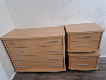 Ladekast / Nachtkastjes 