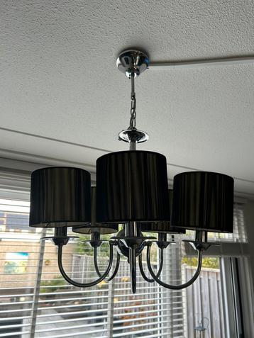 Leuke Organza kroonluchter beschikbaar voor biedingen