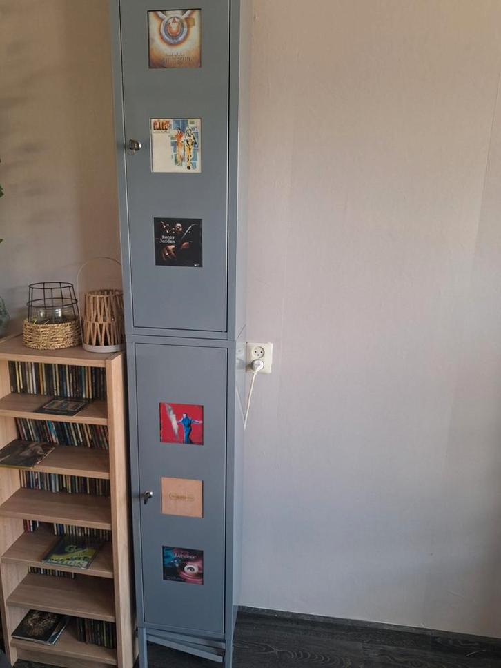Metalen locker kast cd/dvd (ikea), Huis en Inrichting, Kasten | Lockerkasten, Gebruikt, Ophalen