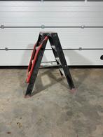 Altrex Taurus Trap (Vier Treden), Doe-het-zelf en Verbouw, Ladders en Trappen, Ophalen, Zo goed als nieuw, Minder dan 2 meter