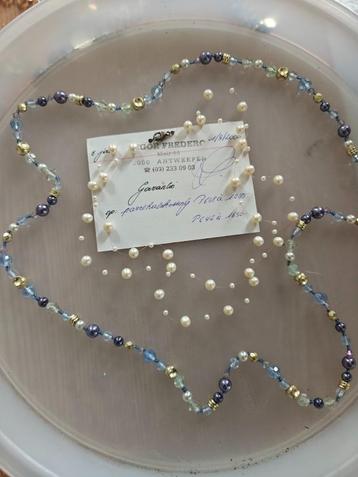parelketting beschikbaar voor biedingen