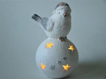 Mus met sneeuwbal klein met led p/st. beschikbaar voor biedingen
