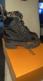 louis vuitton boots, Kleding | Dames, Schoenen, Verzenden, Zo goed als nieuw, Zwart