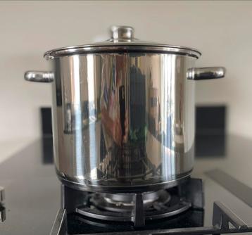 Grote (soep) pan Le chef beschikbaar voor biedingen