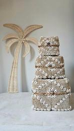 Offermand zand met schelpen 1 uit Bali, Overige materialen, Mand, Vierkant, Ophalen of Verzenden