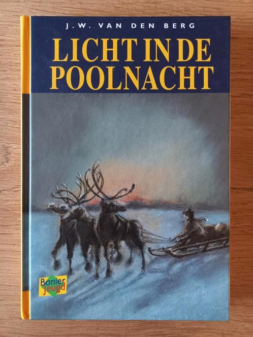 Licht in de poolnacht, J.W van den Berg, spannend chr ZGAN!, Boeken, Avontuur en Actie, Zo goed als nieuw, Ophalen of Verzenden