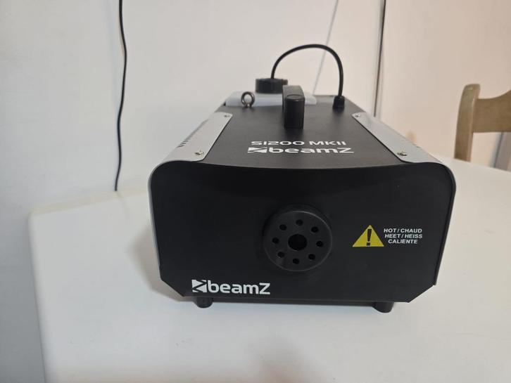 BeamZ S1200 MKII rookmachine met rookvloeistof, Muziek en Instrumenten, Licht en Laser, Nieuw, Rookmachine, Ophalen