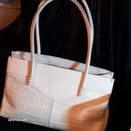 Tod's klassiek model off White croco, Handtas, Gebruikt, Ophalen of Verzenden