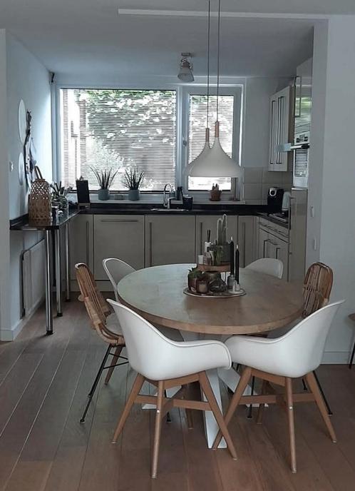 Keuken. Zwart graniet blad., Huis en Inrichting, Keuken | Complete keukens, Gebruikt, U-keuken, Crème, Graniet of Steen, Hoogglans of Gelakt