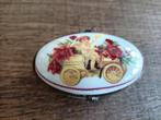 Vintage pillendoosjes of sieraden bakje. Porselein., Ophalen