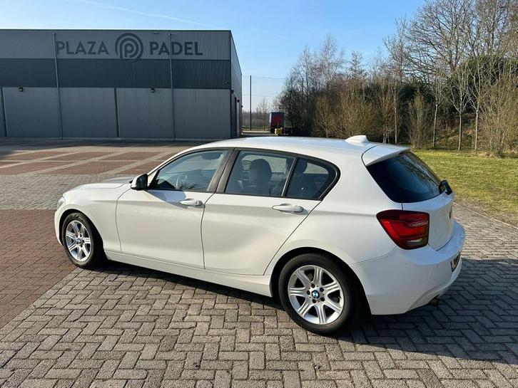 BMW 114i EDE 2013 – 158.000 km – Netjes onderhouden, Auto's, BMW, Particulier, 1-Serie, Airbags, Boordcomputer, Centrale vergrendeling